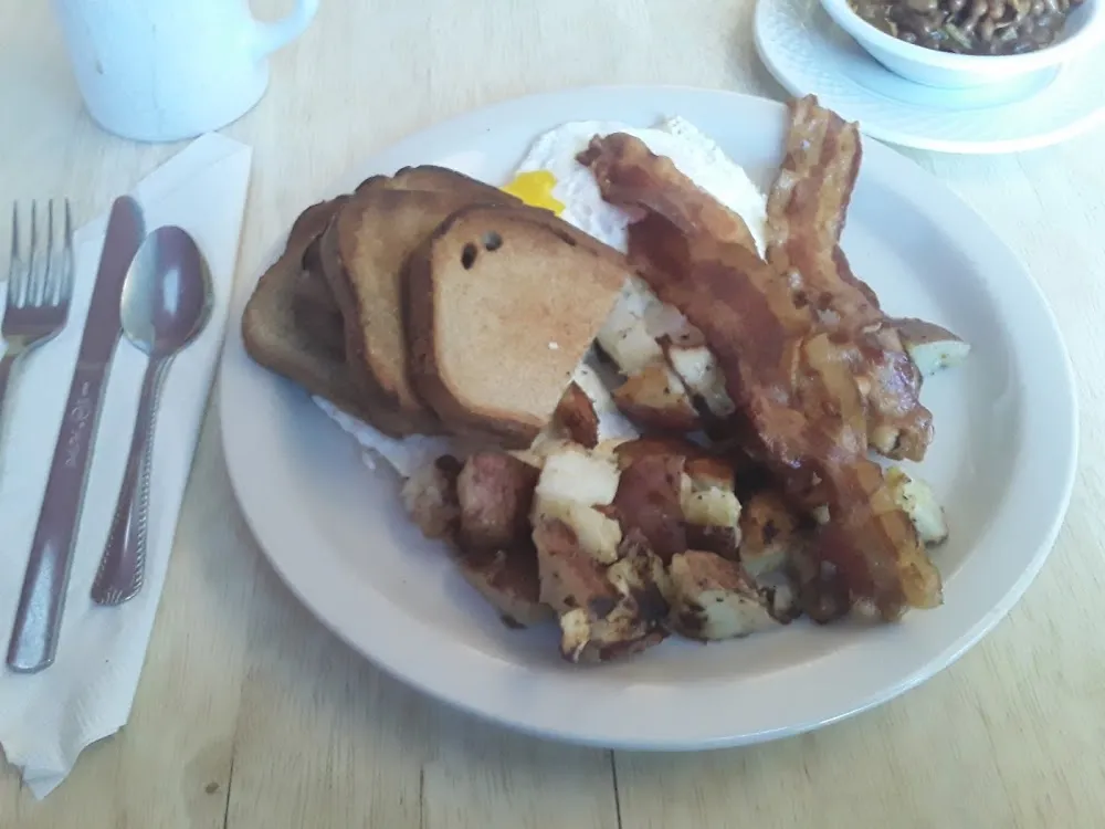 Bacon and Eggs with Home Fries and Gluten Free Multigrain Toadt